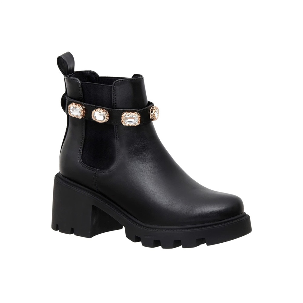 Chelsea boots